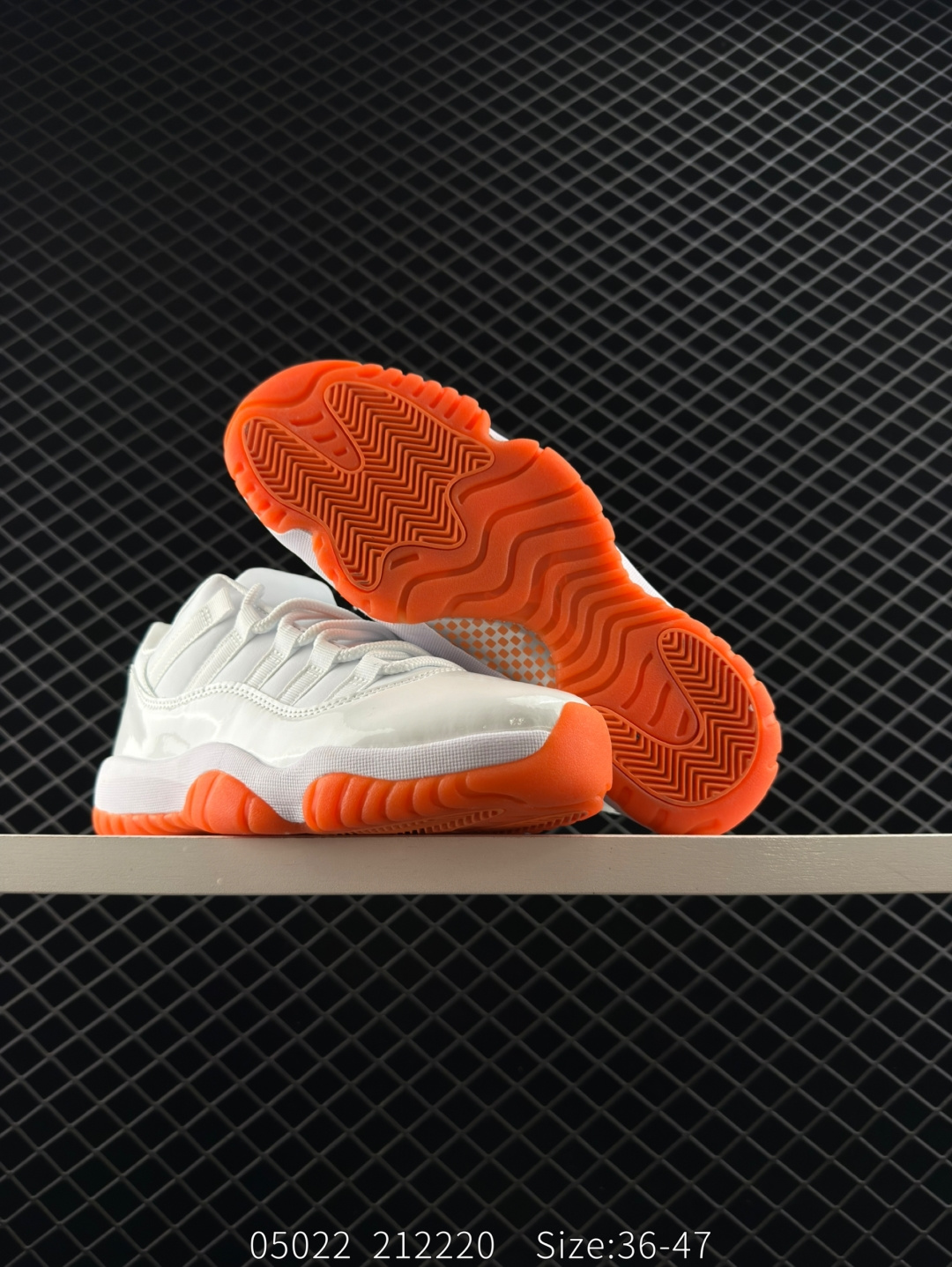 Nike Air Jordan 11 Retro Low”Concord“